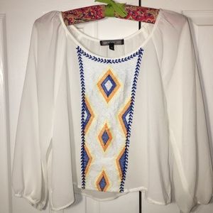 Happing In The Present Top